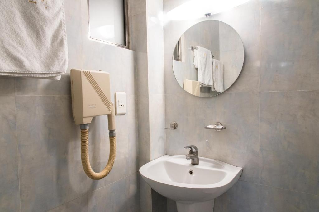 Pines Hotel - Resim 31