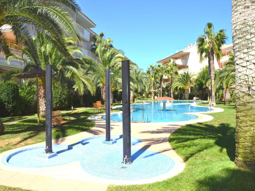 Bazén v ubytování Apartamento Nou Fontana Javea nebo v jeho okolí