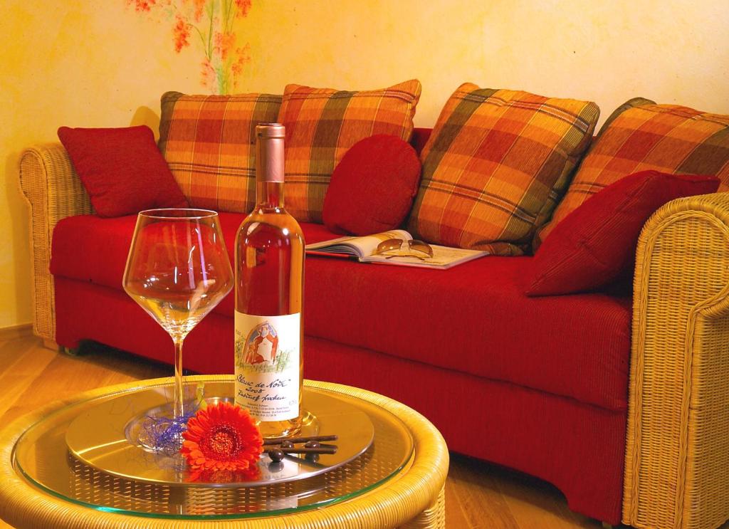 Posezení v ubytování Cleo´s Hotel Kallstadt