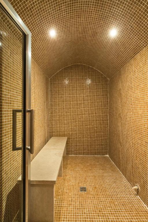 GDM Megaron, Historical Monument Hotel - Resim 40