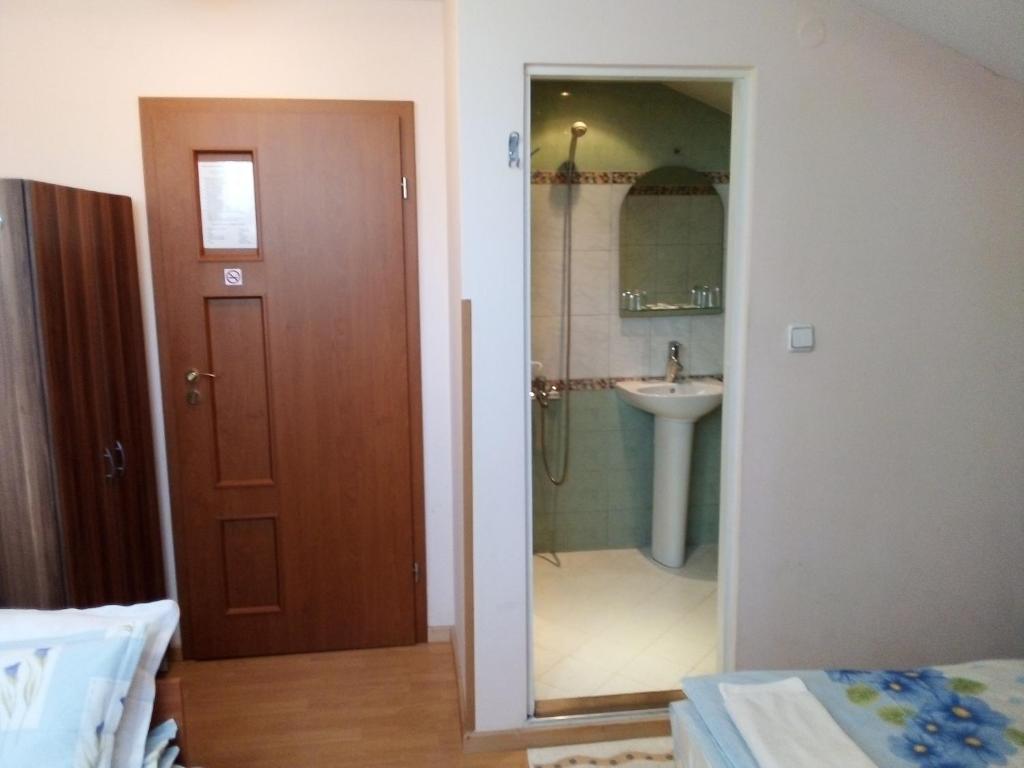 Fotografie z fotogalerie ubytování Aleks Guest House v destinaci Samokov