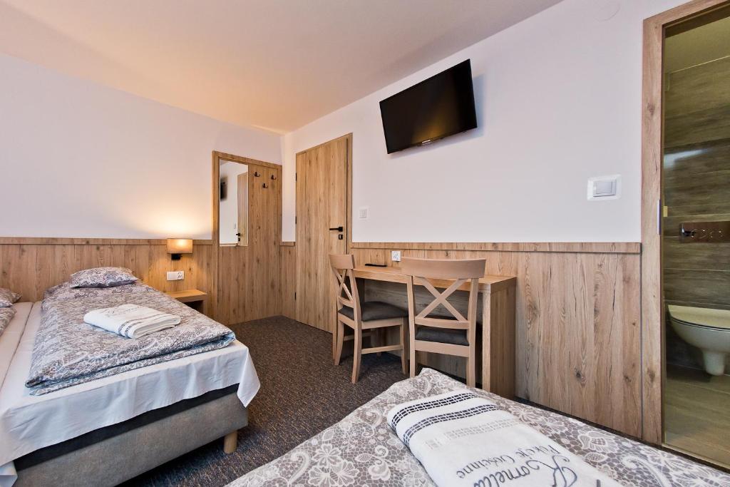 Pokoje Gościnne Kornelia- Jacuzzi, sauna ! - 11