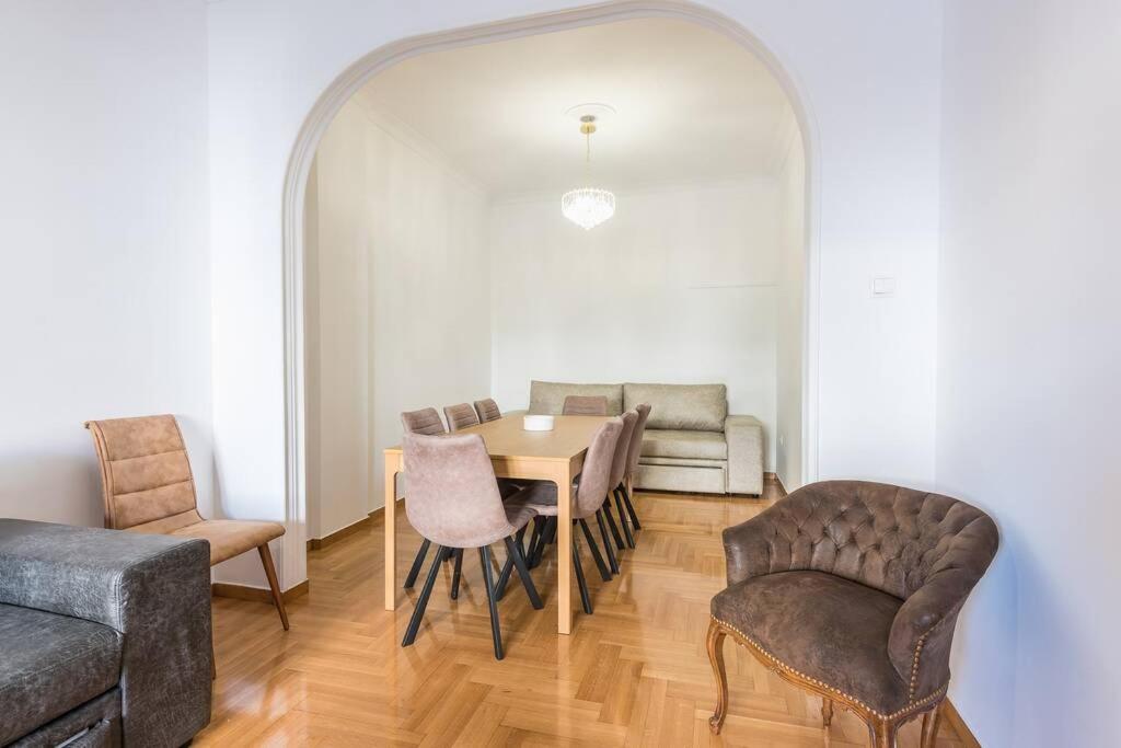 Posedenie v ubytovaní Victoria Supreme Suite