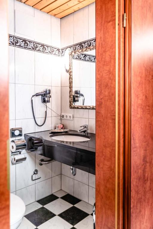 DAS v EVERT Hotel - am Congress Centrum Würzburg - Komfortzimmer