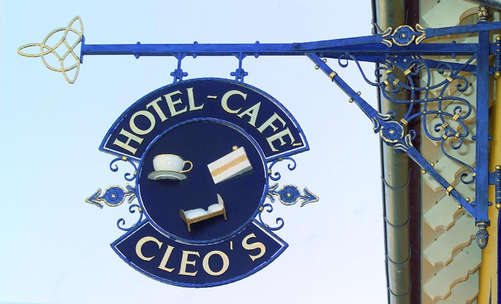 Certifikát, hodnocení, plakát nebo jiný dokument vystavený v ubytování Cleo´s Hotel Kallstadt
