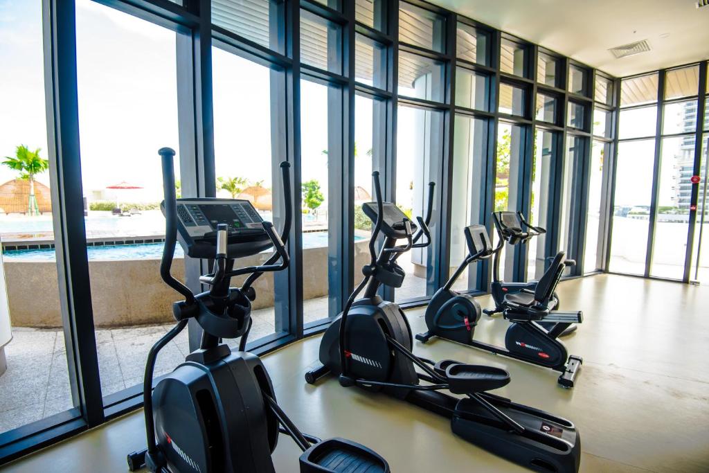 Fitness centrum a/nebo fitness zařízení v ubytování Stay @ Almas Puteri Harbour