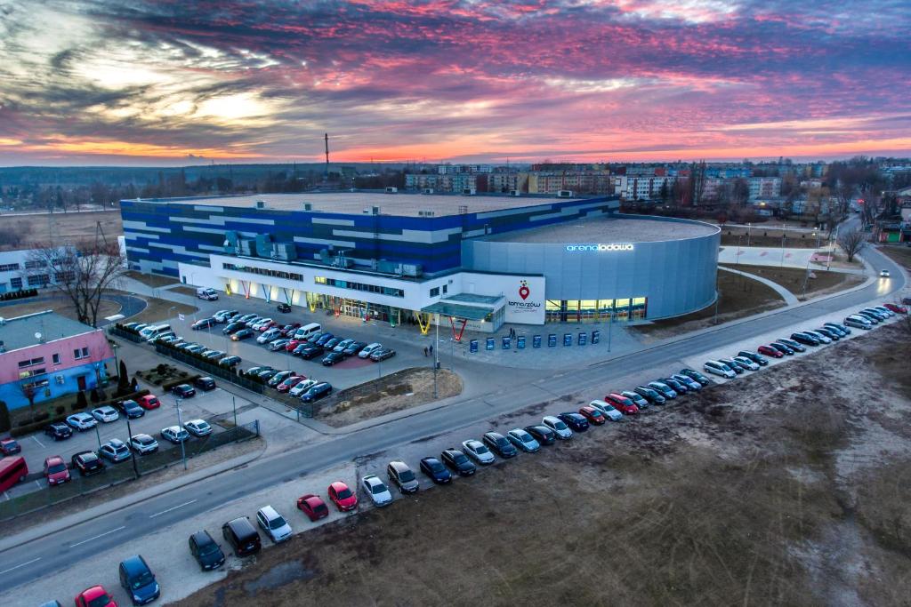 Hostel Noclegi Kregielnia Tomaszow Mazowiecki Poland Booking Com