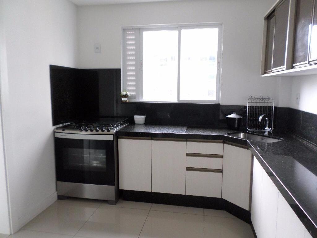  Apartamento vista para o mar