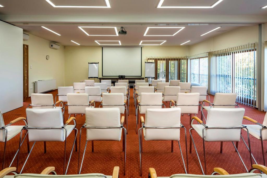 Konferenční prostory v ubytování Atrium Agárd Panzió