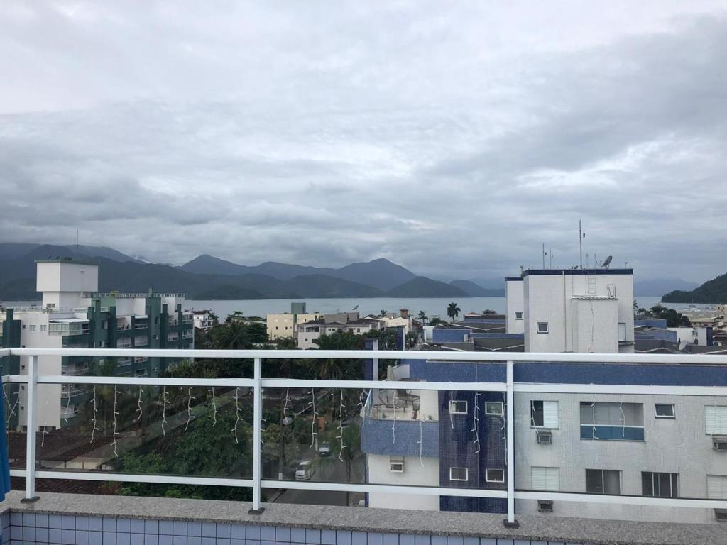  APARTAMENTO EM UBATUBA - PRAIA DO ITAGUÁ