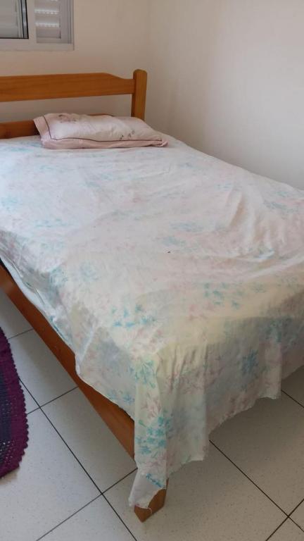  Apto em Condomínio com piscina