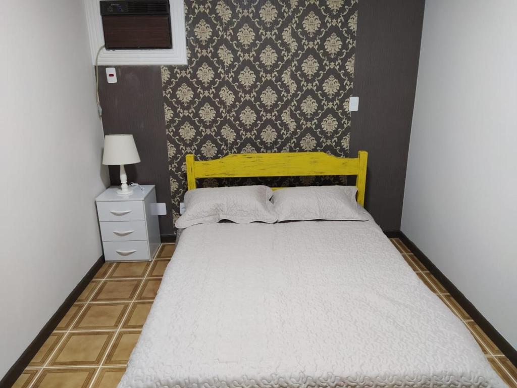  Guaruja - 2 Quartos - Ar condicionado - Varanda