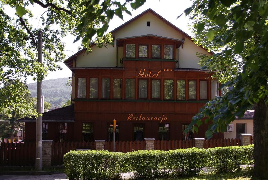 Fotografia z galérie ubytovania Hotel Świeradów v destinácii Świeradów-Zdrój