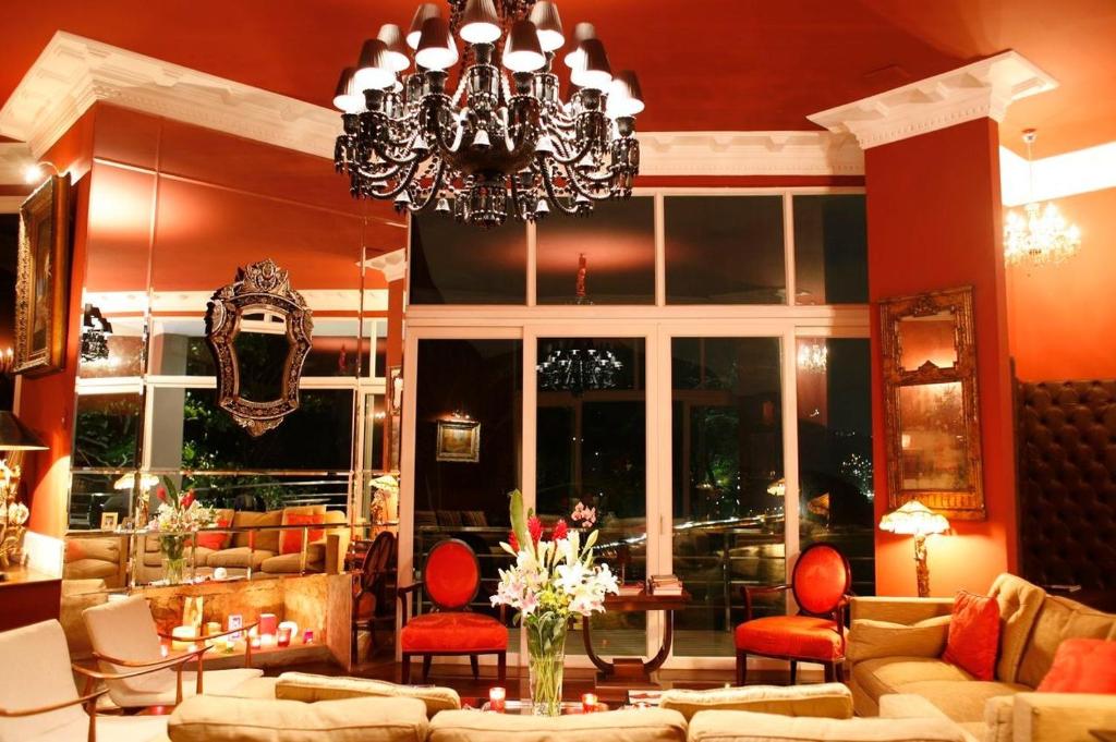  La Suite by Dussol