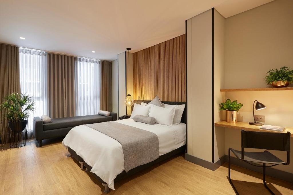 14 Urban Hotel