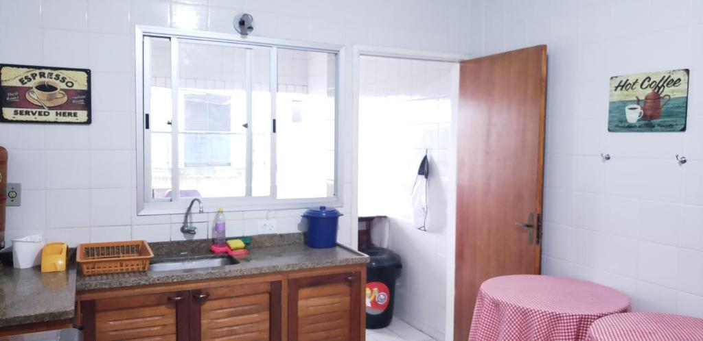  APTO MARANDUBA UBATUBA SUPER LEGAL 80 MTS DA PRAIA