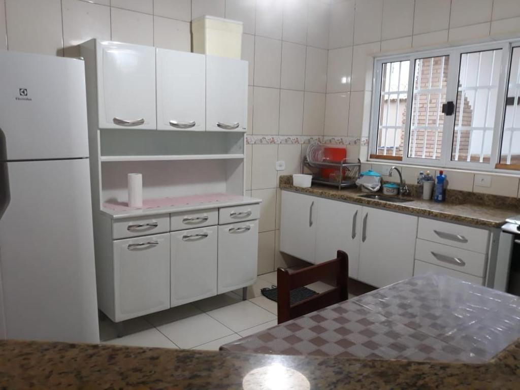  Casa em Peruíbe/SP - Temporada - 800 Metros da praia!!!