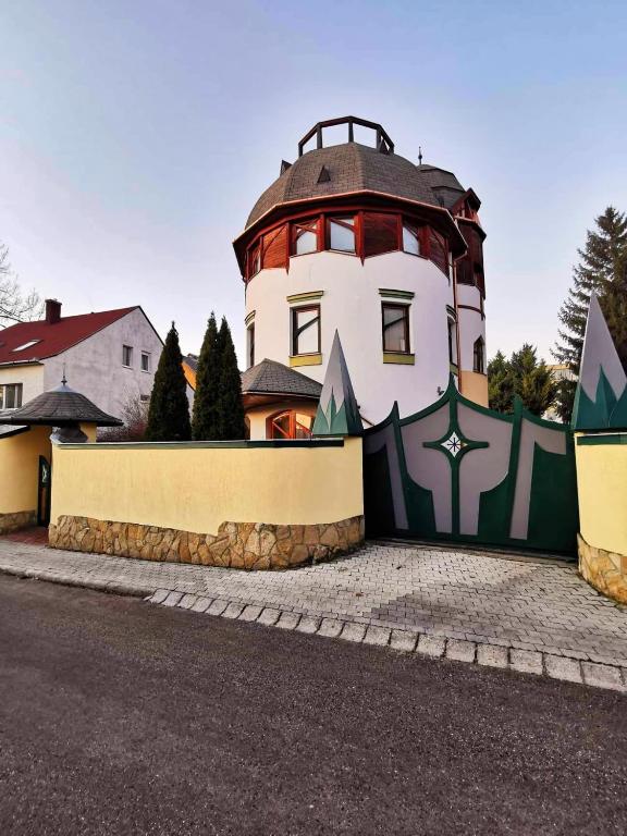 Budova, kde se apartmán nachází