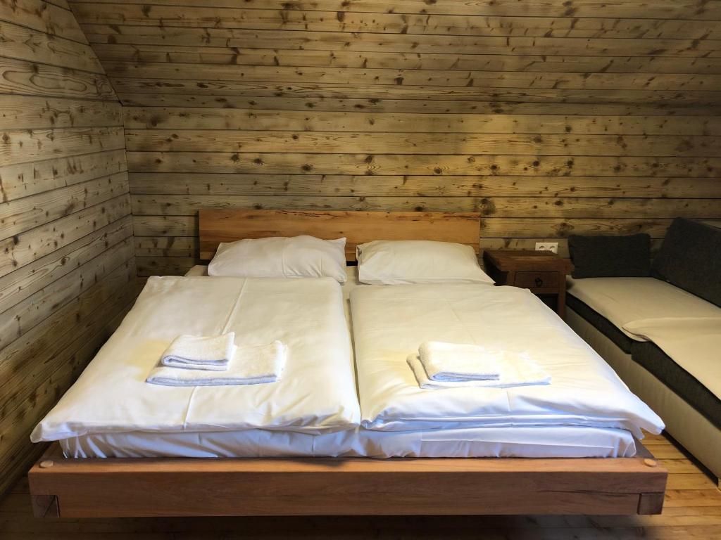Postel nebo postele na pokoji v ubytování Stubihuettn