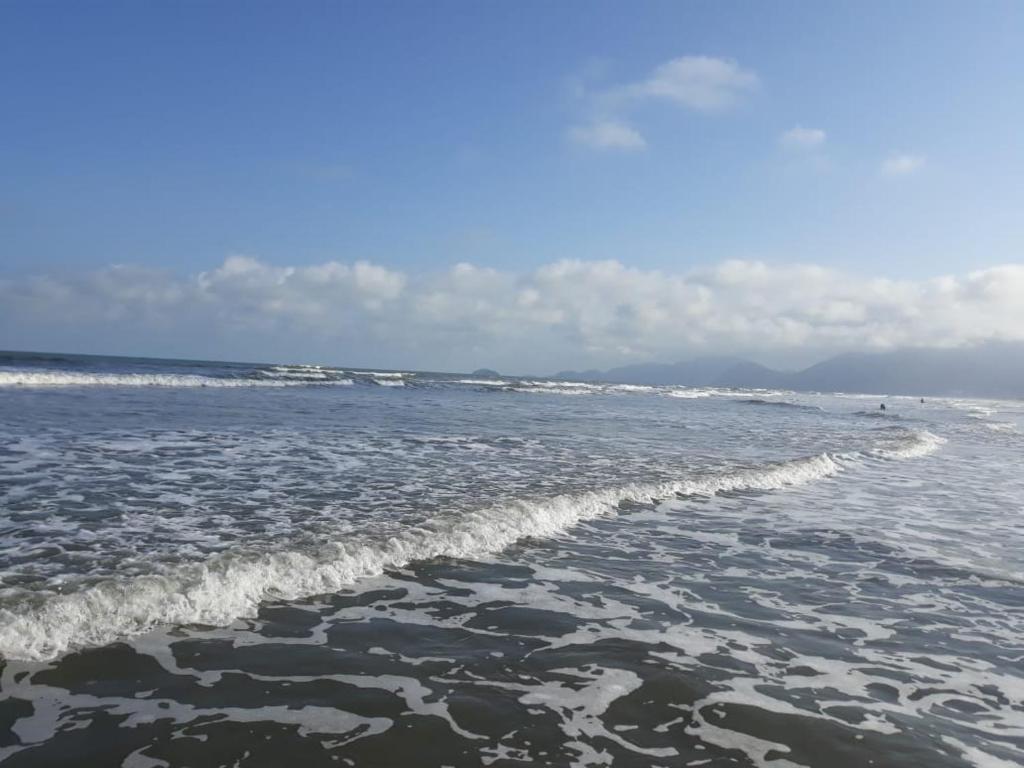  Casa em Peruíbe/SP - Temporada - 800 Metros da praia!!!