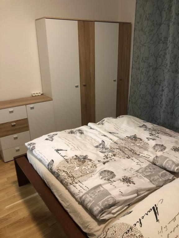Postel nebo postele na pokoji v ubytování Apartmán Jitka - Slunečná louka