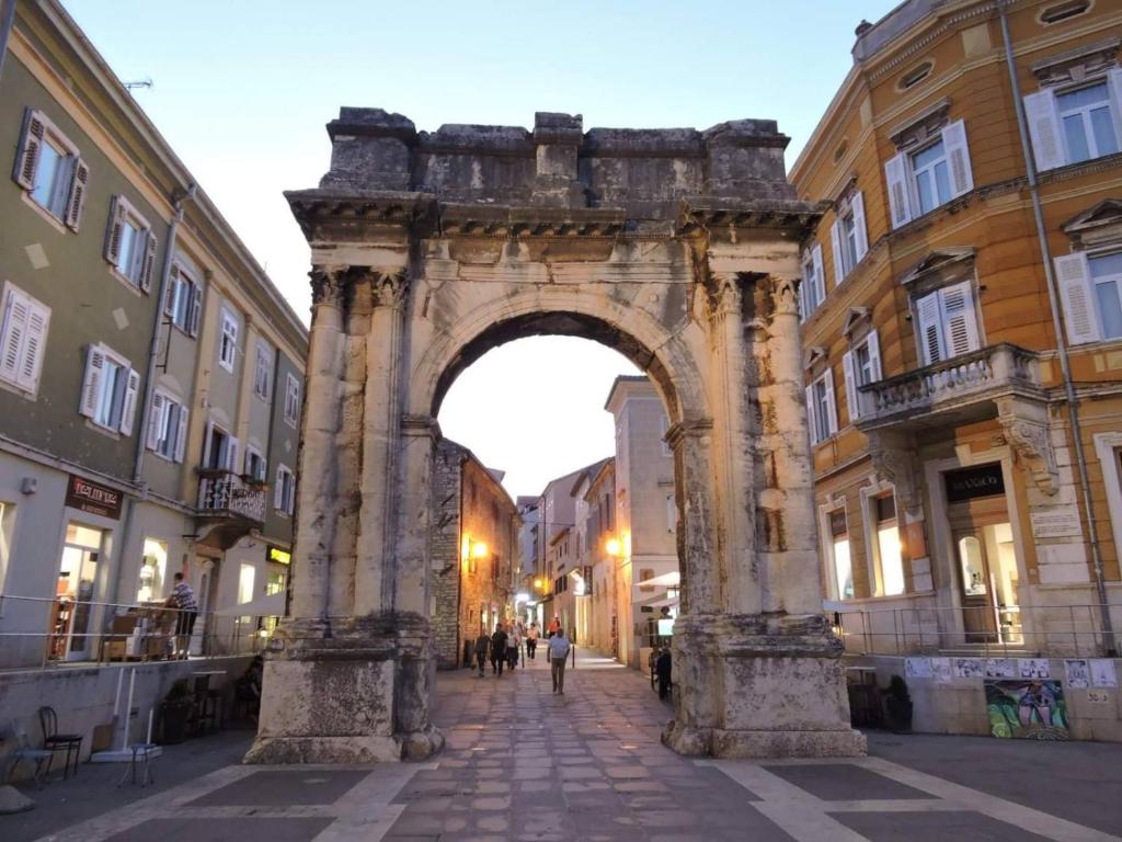 Zajímavé místo poblíž apartmánu