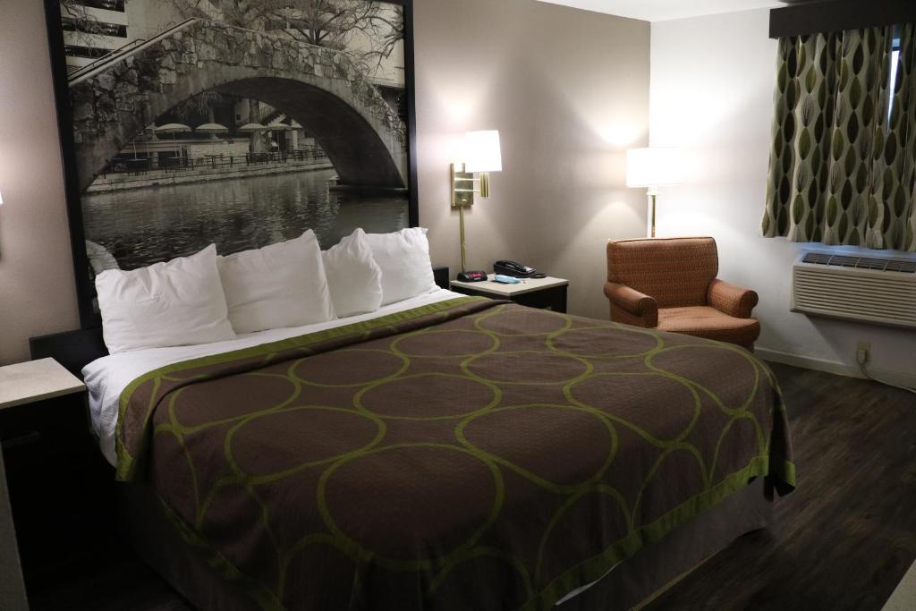 Super 8 by Wyndham San Antonio/I-35 North - Salle Queen - Non-fumeurs