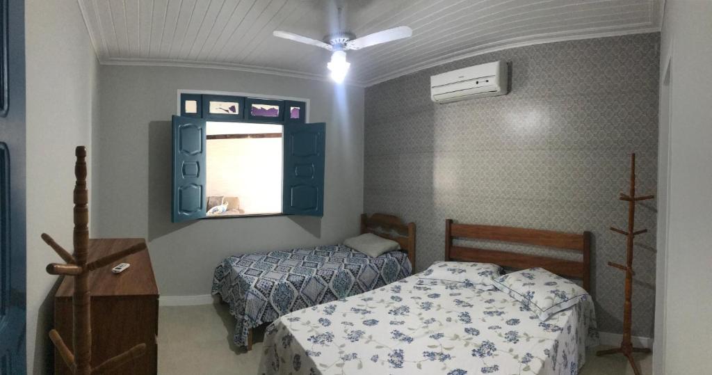  Casa de praia em condomínio fechado com piscina própria