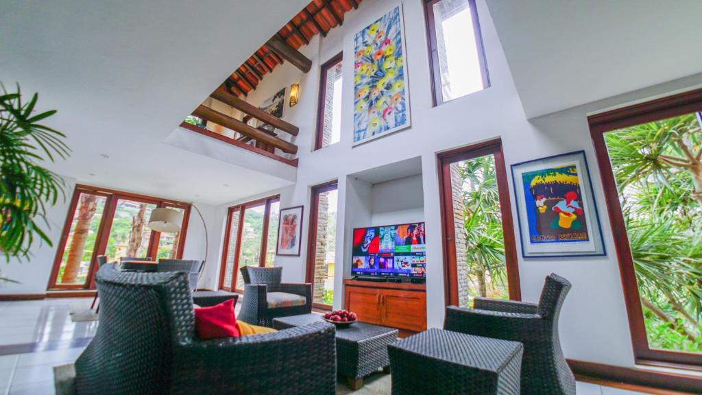  Azeda Boutique Hotel