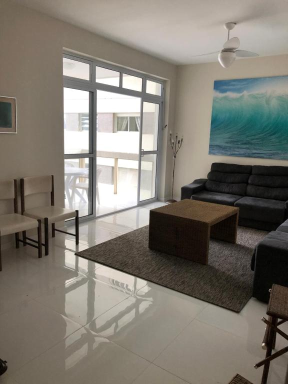  Guarujá Pitangueiras