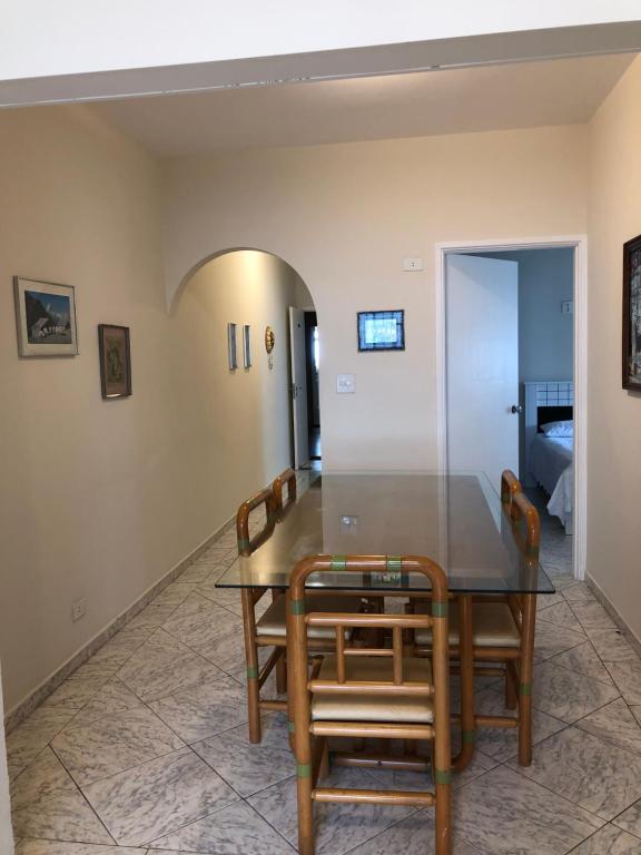  Guarujá Pitangueiras