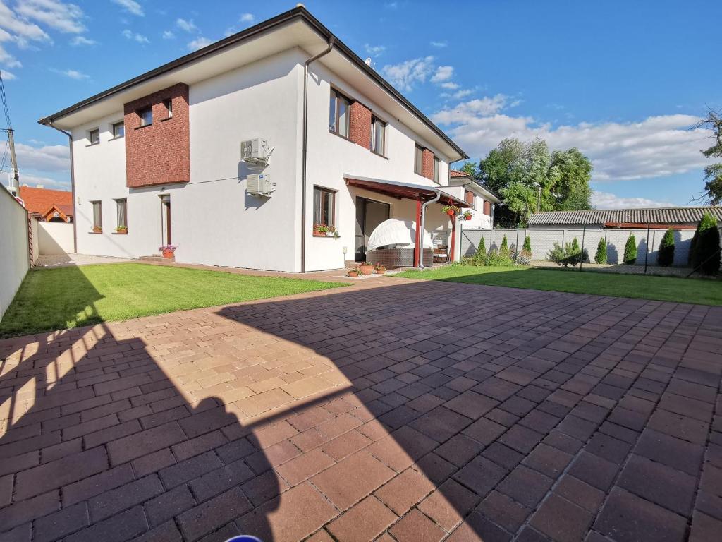 Budova, kde se apartmán nachází