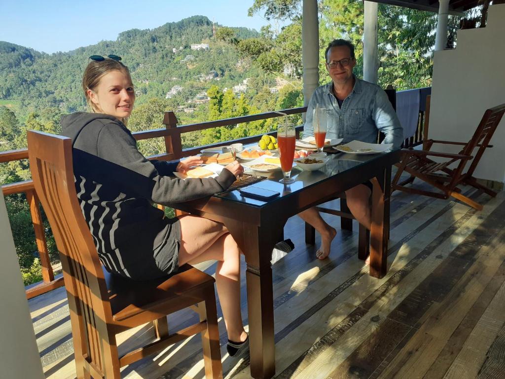 Ella Hillsite View - 3