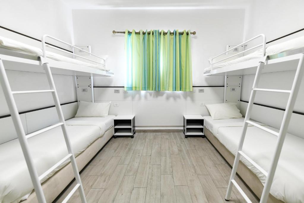 Postel nebo postele na pokoji v ubytování HI - Bnei Dan - Tel Aviv Hostel