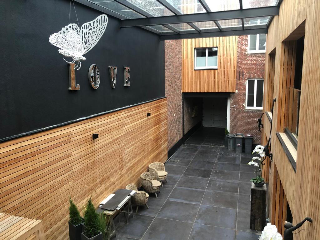 Victoria's House - Resim 38