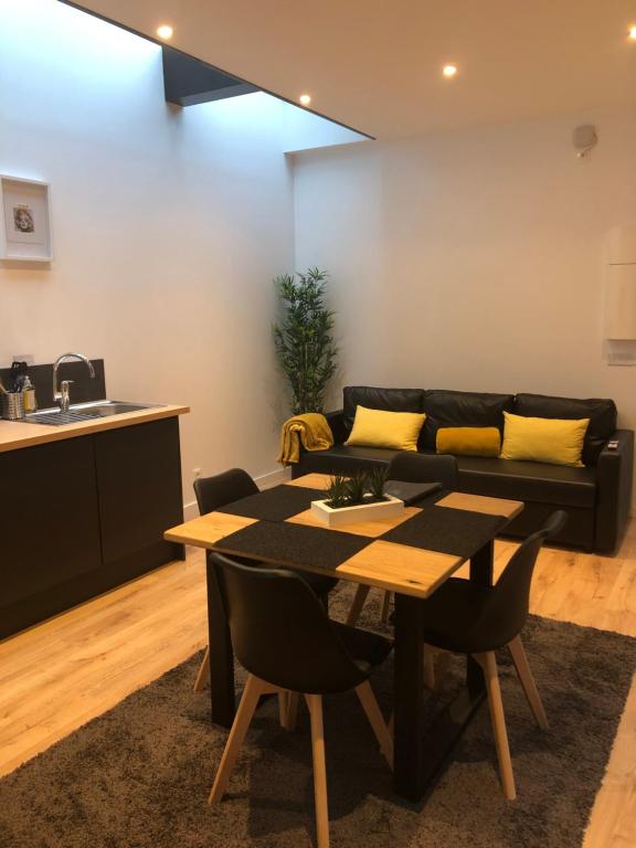 Victoria's House - Resim 33