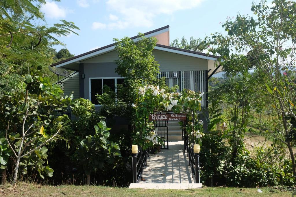 Rai Boonsom - Housity