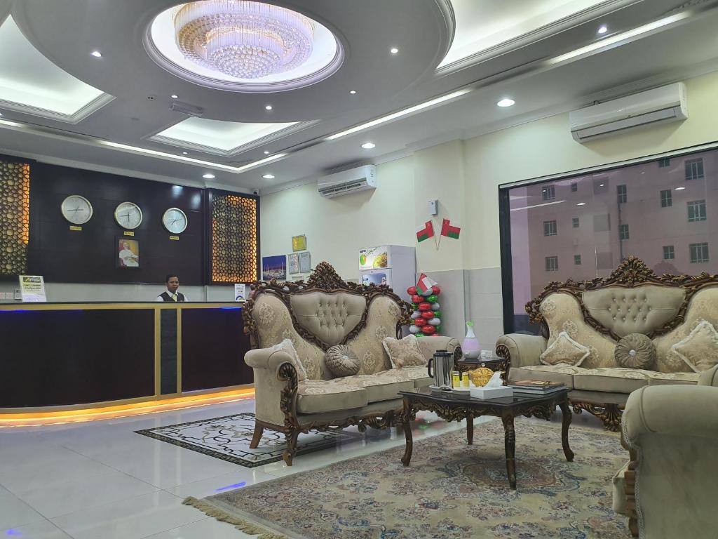 
The lobby or reception area at Al Dhiyafa Palace Hotel Apartments قصر الضيافة للشقق الفندقية
