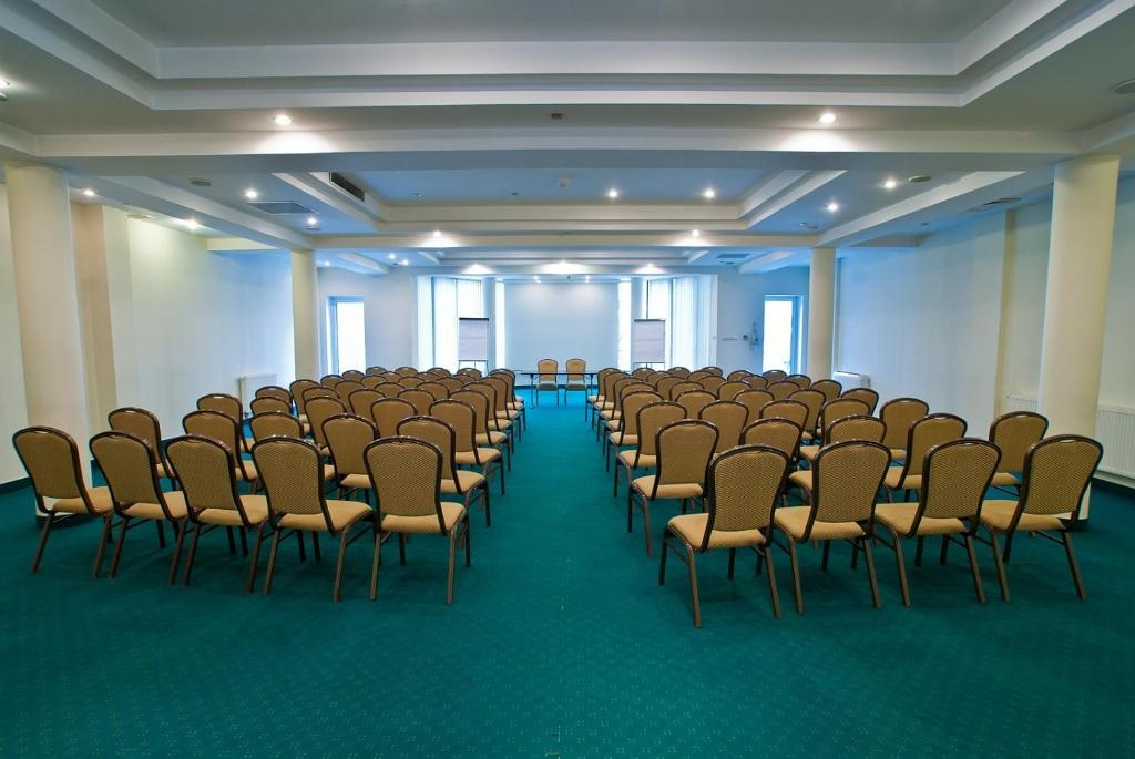 Hotel Ambasador Chojny - Resim 19