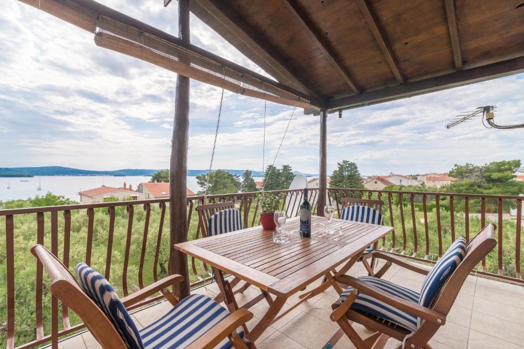 Apartments Bepina