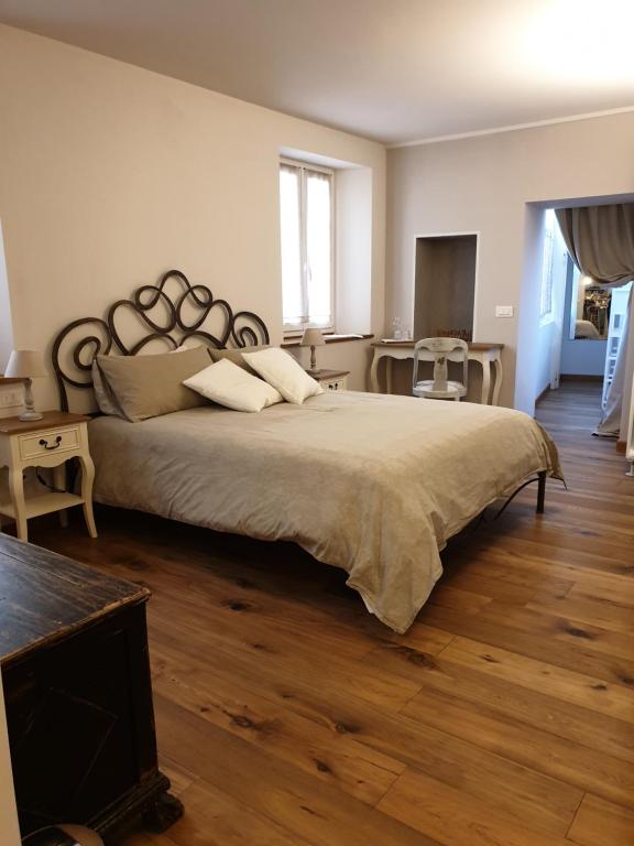 Postel nebo postele na pokoji v ubytování 1848 Chef's Rooms