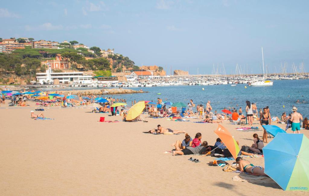 Fotografie z fotogalerie ubytování Apartamento acogedor y exclusivo de Eva v destinaci Sant Feliu de Guixols