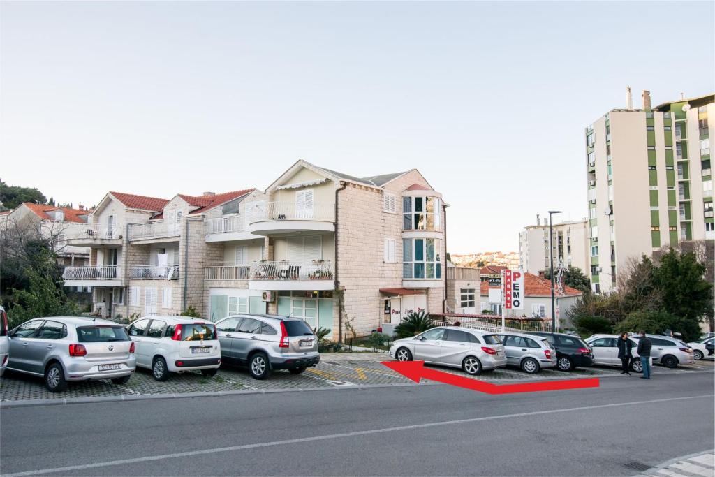 Dubrovnik Spectrum Rooms - 5