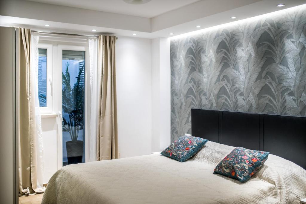 Dubrovnik Spectrum Rooms - 15