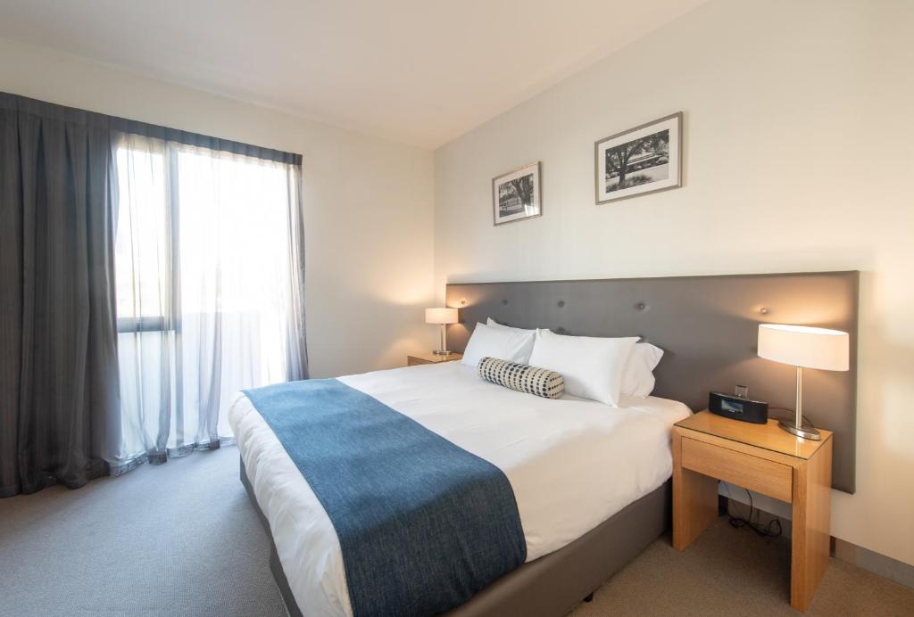 Mawson Lakes Hotel - Resim 8