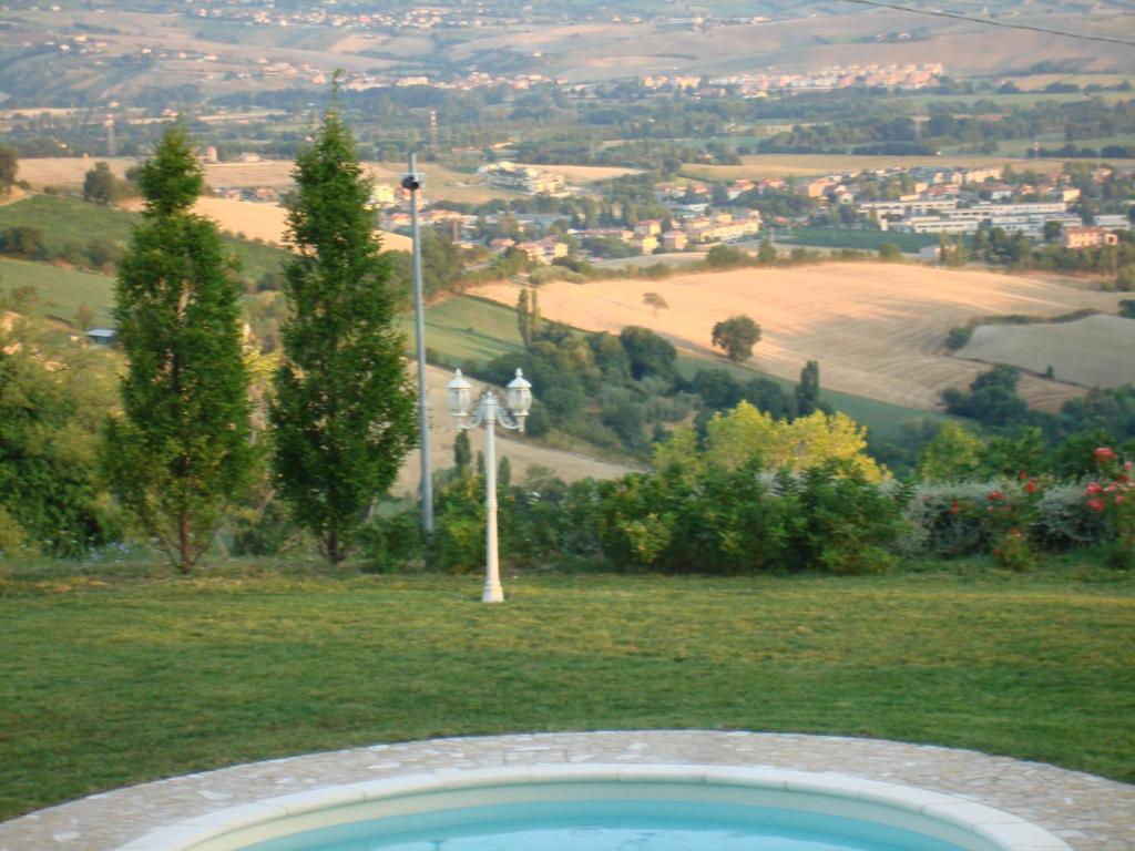 Zdjęcie z galerii obiektu Panoramic Villa Italy w mieście Ripe