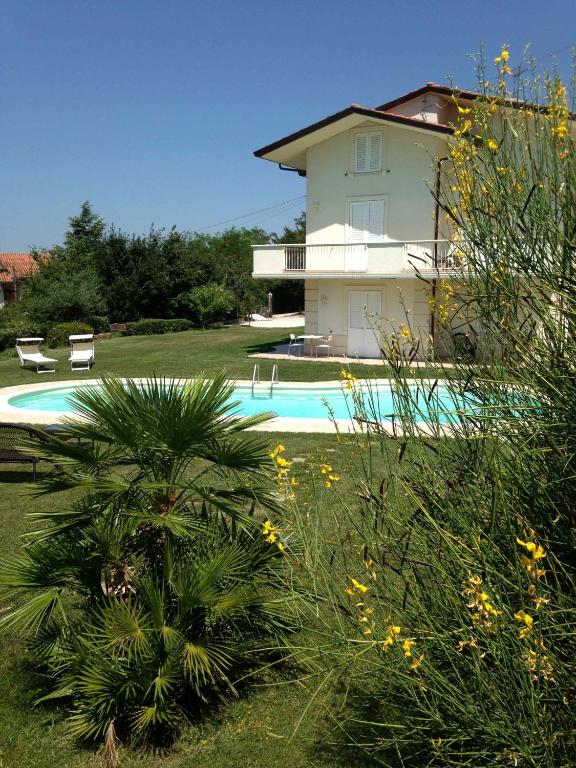 Zdjęcie z galerii obiektu Panoramic Villa Italy w mieście Ripe