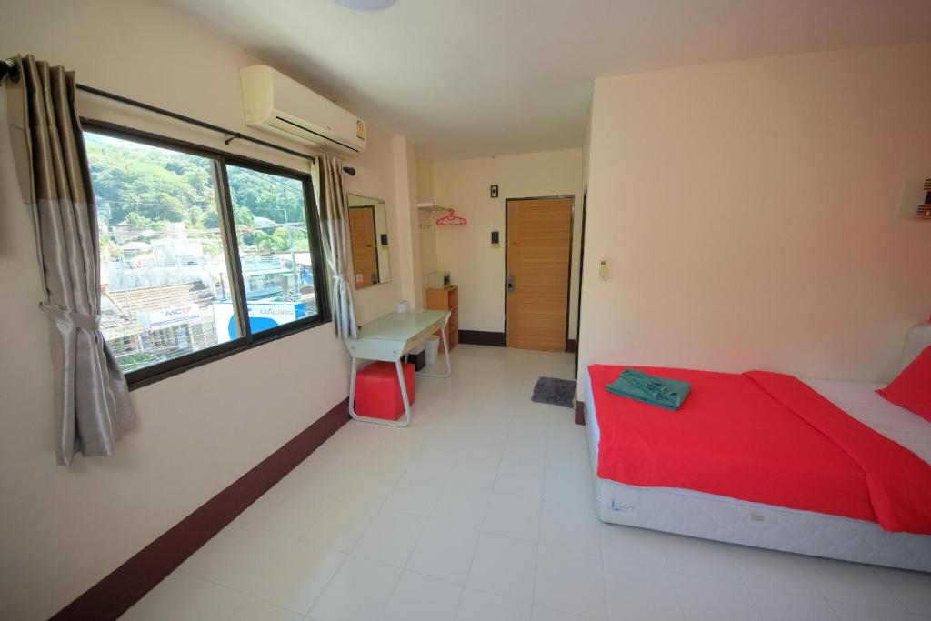 Pineapple Guesthouse - 8