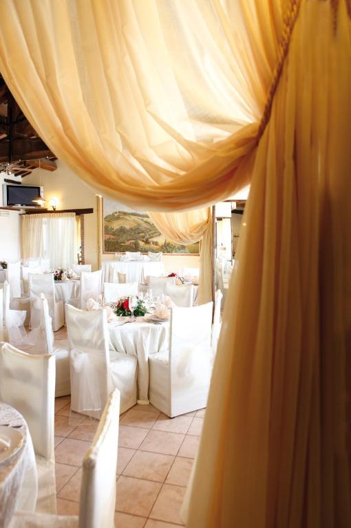 Posezení v ubytování Grand Relais Laurenti