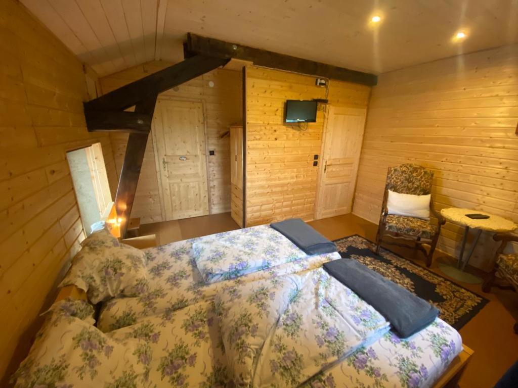 Maison Carmen - Restaurant , meublé de tourisme, appartements - Double Room With Private Bathroom